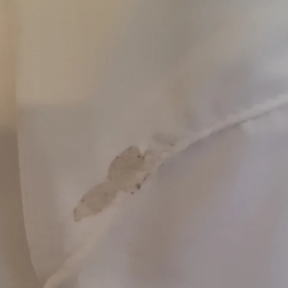 Under Armour White Button Down Shirt with Red Accent - Picture 8 of 9